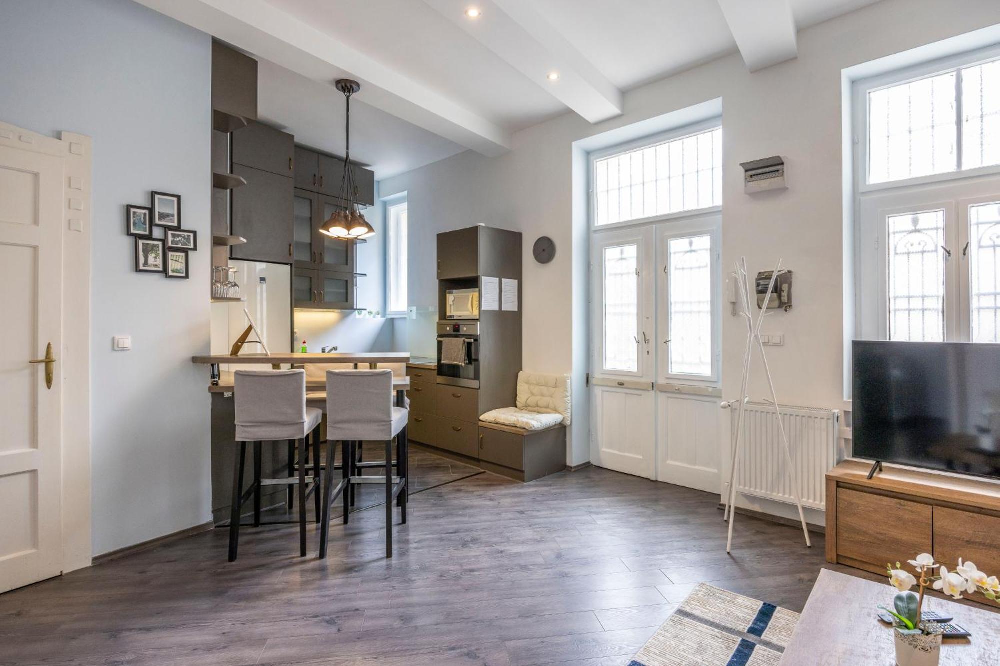 Explore Budapest From A Central Cozy Home & Sweet Retreat Exterior foto